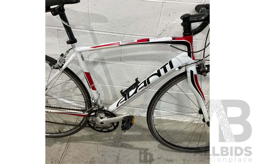 AVANTI Giro1 Bike - Size M (55cm)