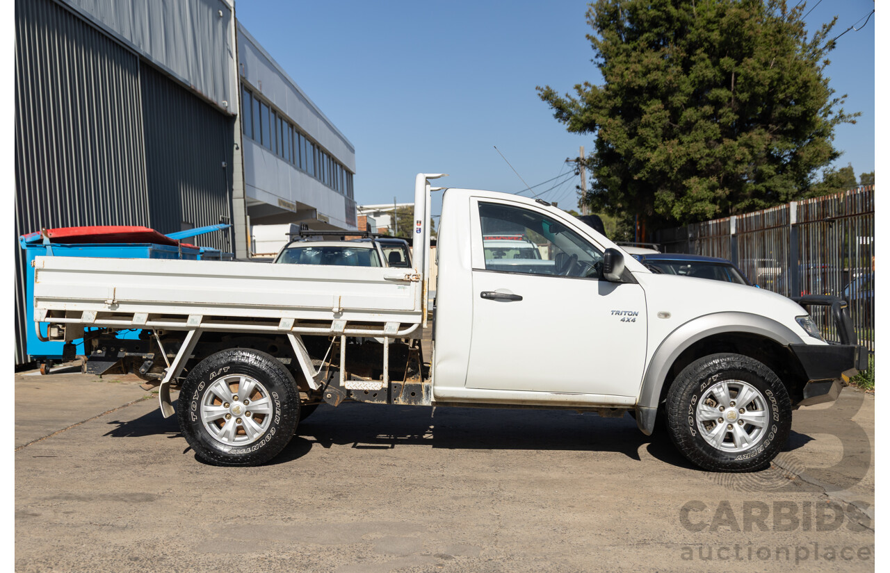 1/2012 Mitsubishi Triton GLX (4x4) MN MY12 C/Chas Solid White Turbo Diesel 2.5L