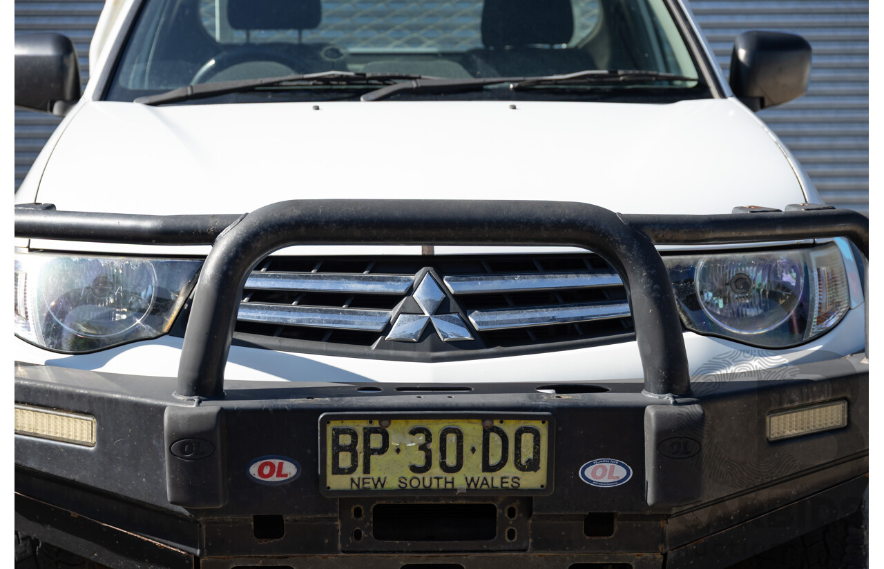 1/2012 Mitsubishi Triton GLX (4x4) MN MY12 C/Chas Solid White Turbo Diesel 2.5L