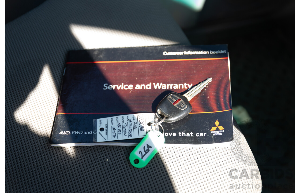 1/2012 Mitsubishi Triton GLX (4x4) MN MY12 C/Chas Solid White Turbo Diesel 2.5L