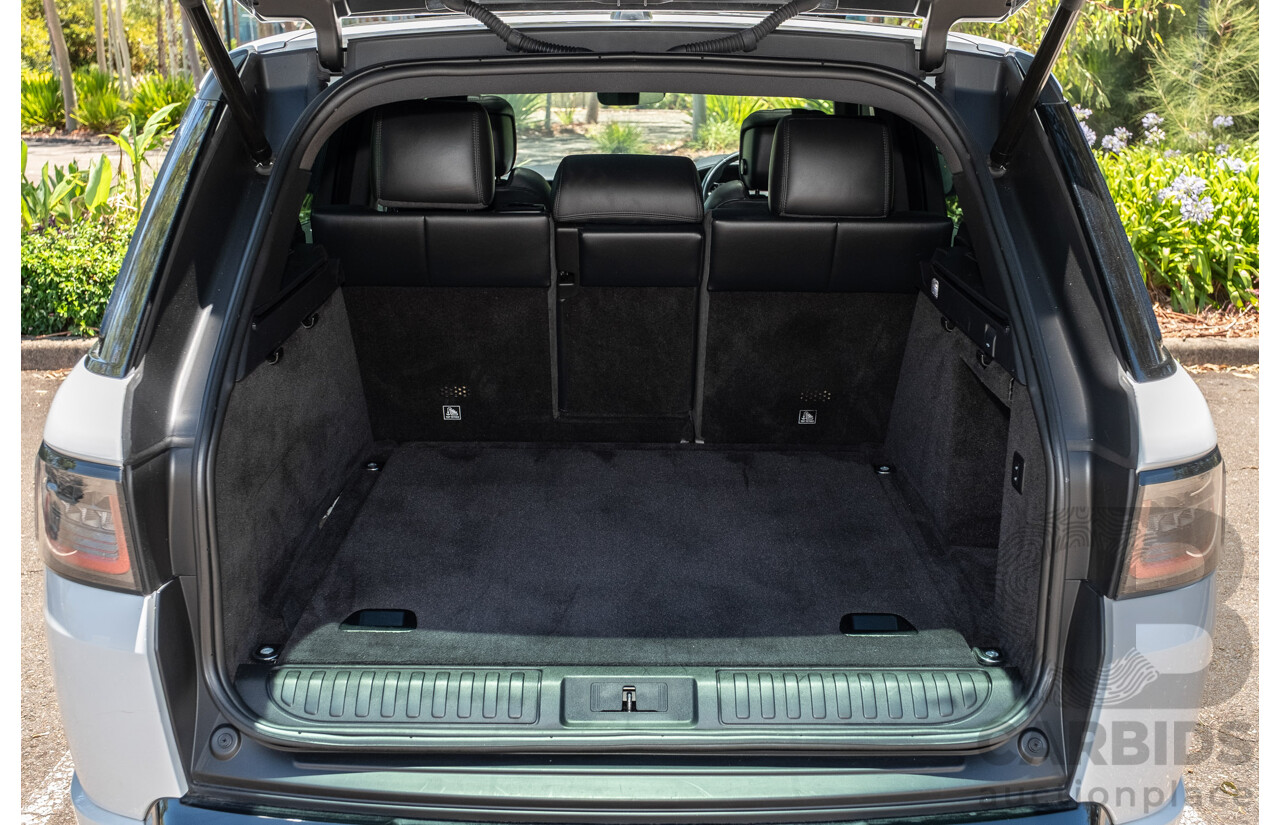 09/2020 Land Rover Range Rover Sport SDV6 HSE Dynamic (225kW AWD) L494 MY20.5 4d Wagon Fuji White Turbo Diesel V6 3.0L - 7 Seater