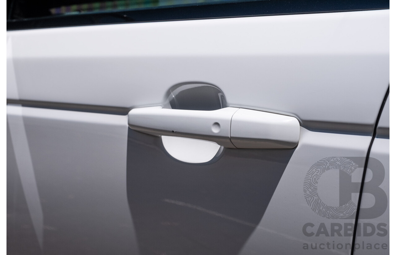 09/2020 Land Rover Range Rover Sport SDV6 HSE Dynamic (225kW AWD) L494 MY20.5 4d Wagon Fuji White Turbo Diesel V6 3.0L - 7 Seater