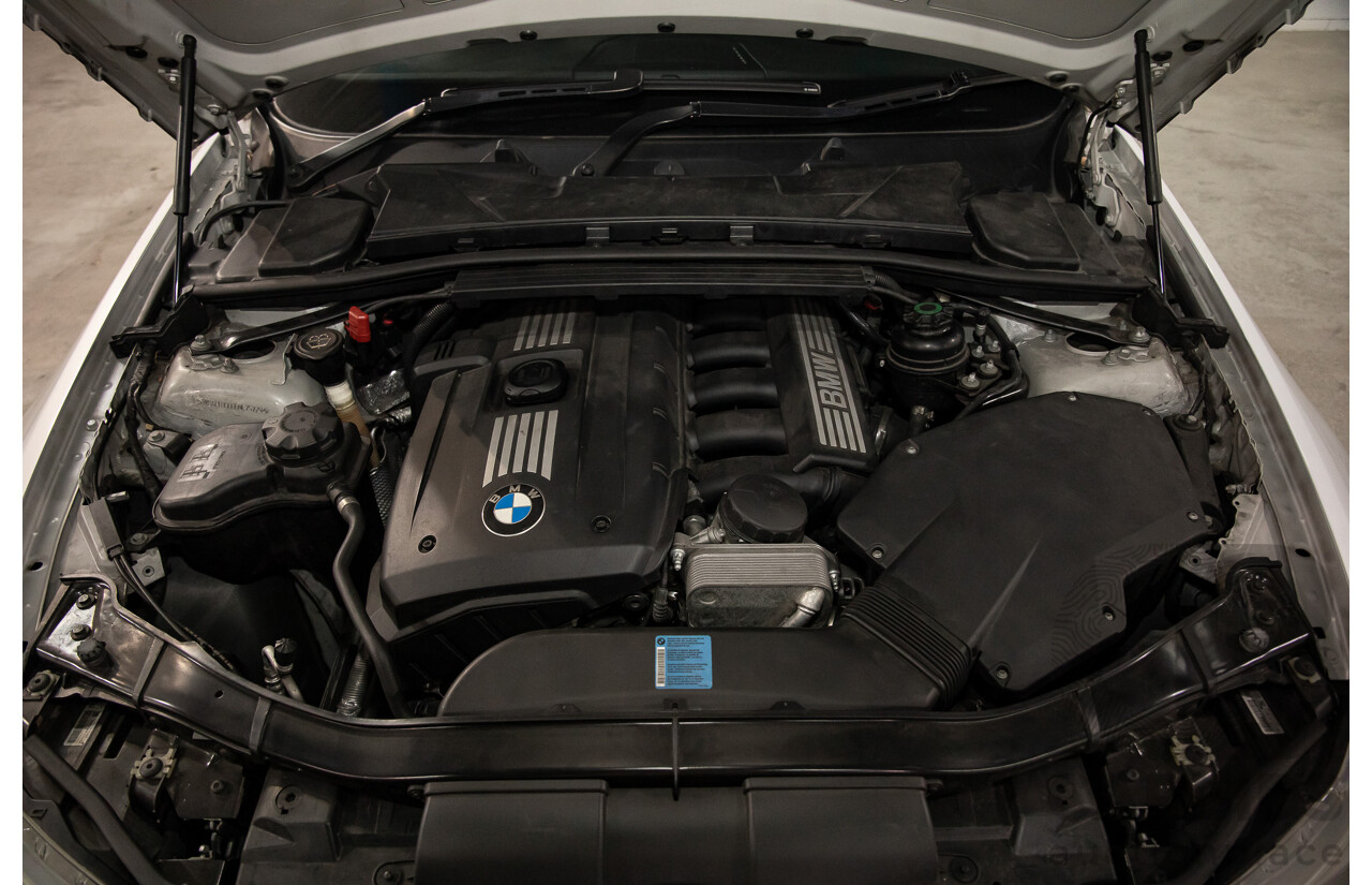 5/2009 BMW 325i E90 MY09 4d Sedan Titanium Silver Metallic 2.5L