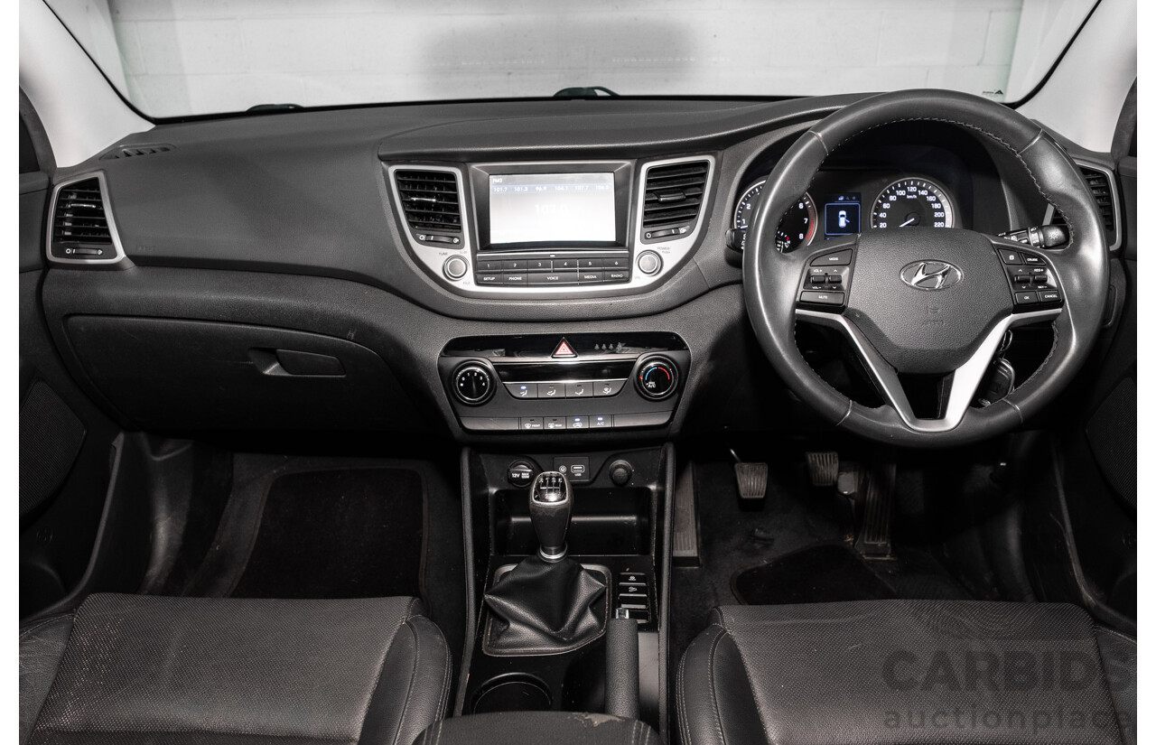 03/2017 Hyundai Tucson Active X (FWD) TL 4D Wagon Pure White 2.0L