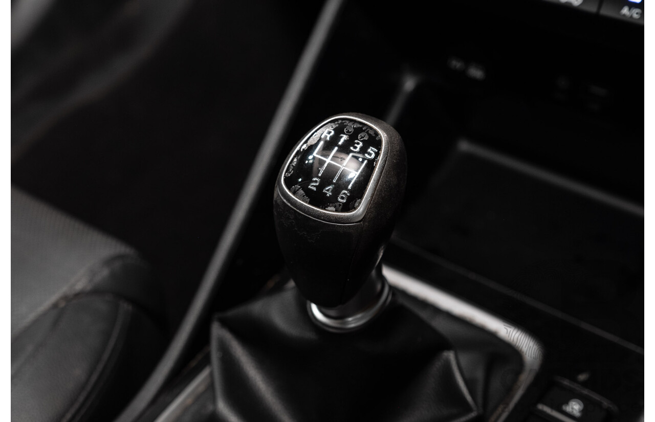 03/2017 Hyundai Tucson Active X (FWD) TL 4D Wagon Pure White 2.0L