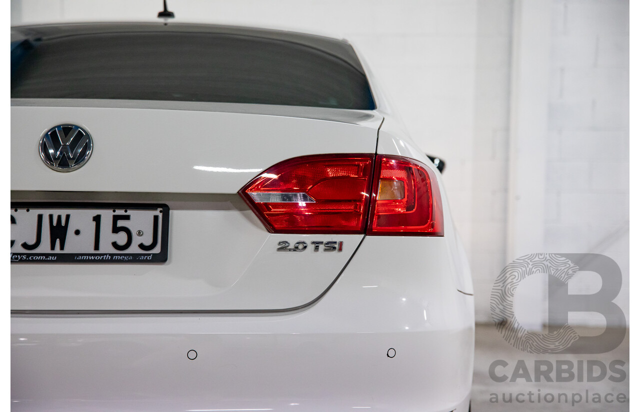 11/2012 Volkswagen Jetta 147 TSI Highline 1KM MY13 4d Sedan Candy White Turbo 2.0L