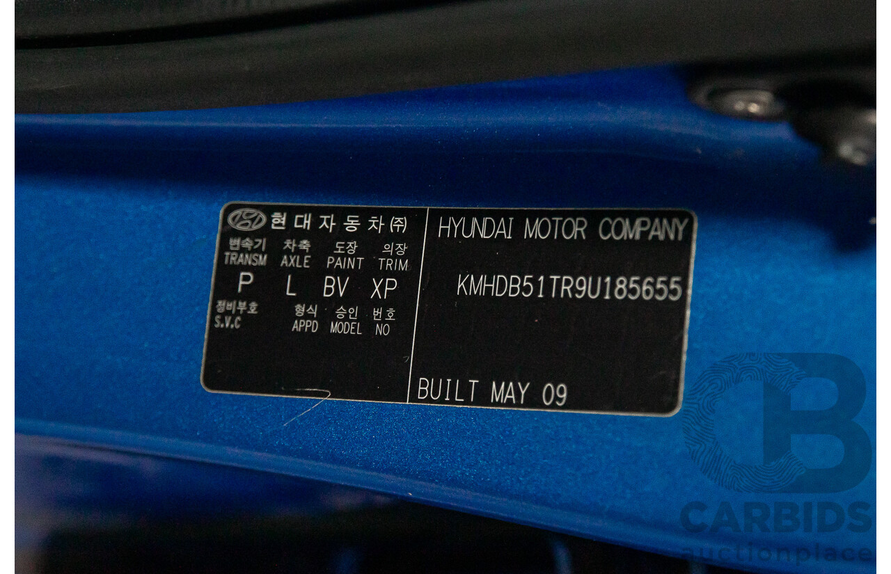 6/2009 Hyundai i30 SX 1.6 CRDi FD MY09 5d Hatchback Vivid Blue Turbo Diesel 1.6L