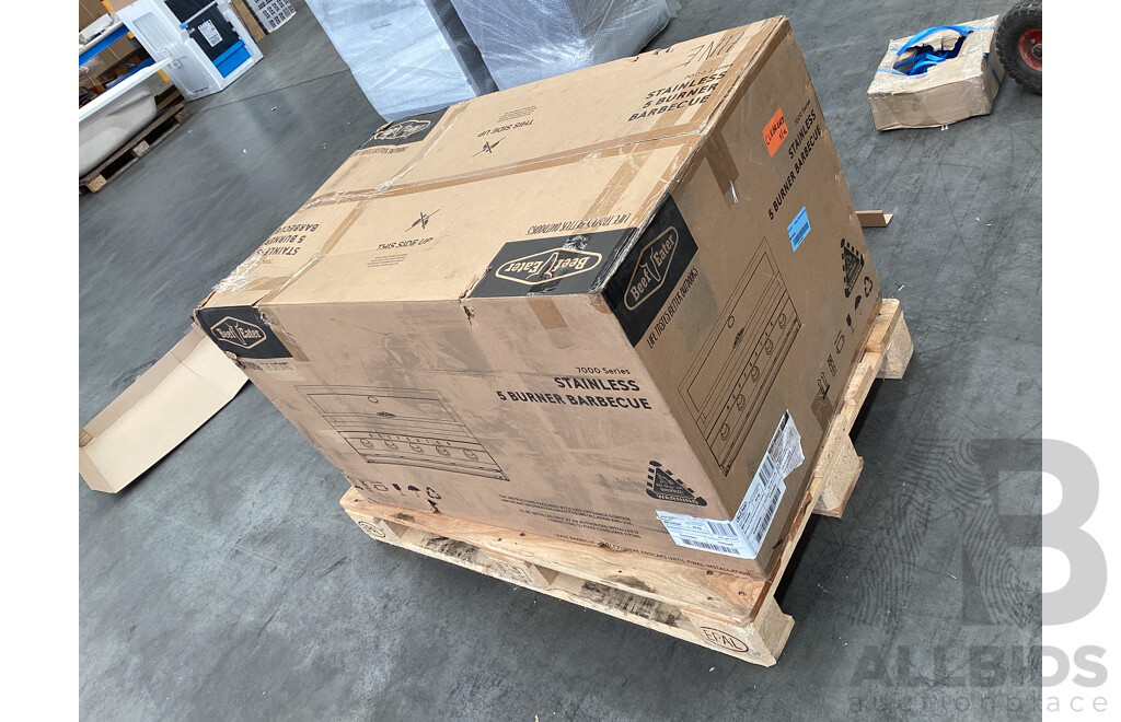 BeefEater 7000 Premium 5-Burner Built-In BBQ (BBF7655SA) - Stainless Steel  - ORP $3,999