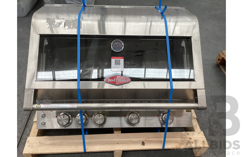 BeefEater 7000 Premium 4-Burner Built-In BBQ (BBF7645SA) - Stainless Steel  - ORP $3,599
