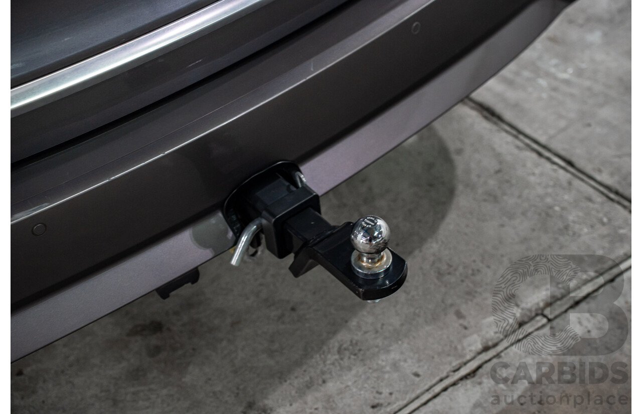 12/2019 LDV G10 Executive (RWD) MPV SV7A 4d Van Wagon Lava Grey Metallic Turbo 2.0L - 7 Seater