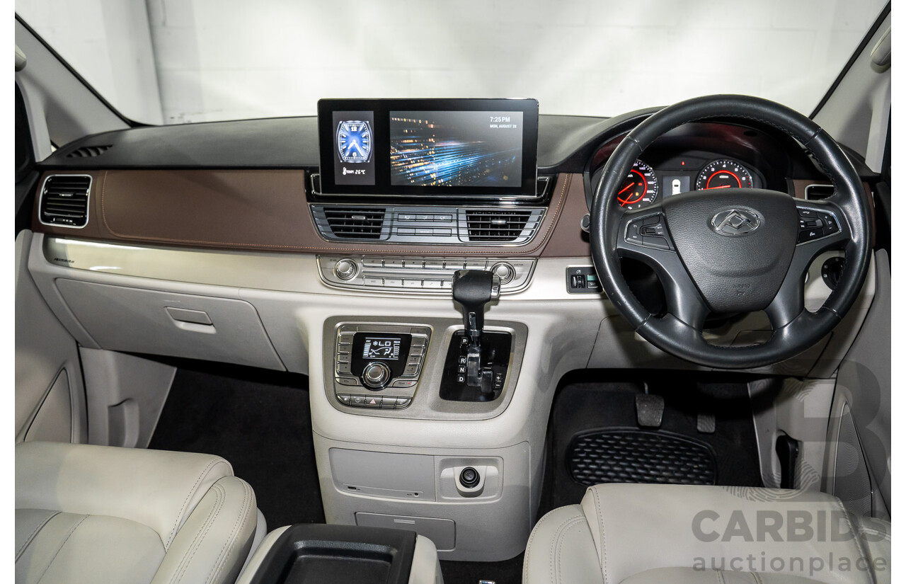 12/2019 LDV G10 Executive (RWD) MPV SV7A 4d Van Wagon Lava Grey Metallic Turbo 2.0L - 7 Seater