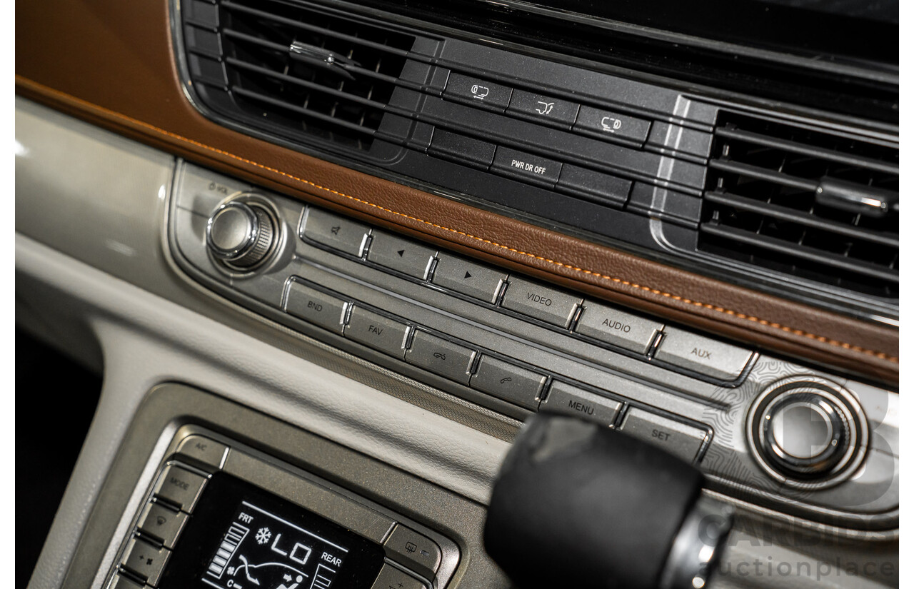 12/2019 LDV G10 Executive (RWD) MPV SV7A 4d Van Wagon Lava Grey Metallic Turbo 2.0L - 7 Seater