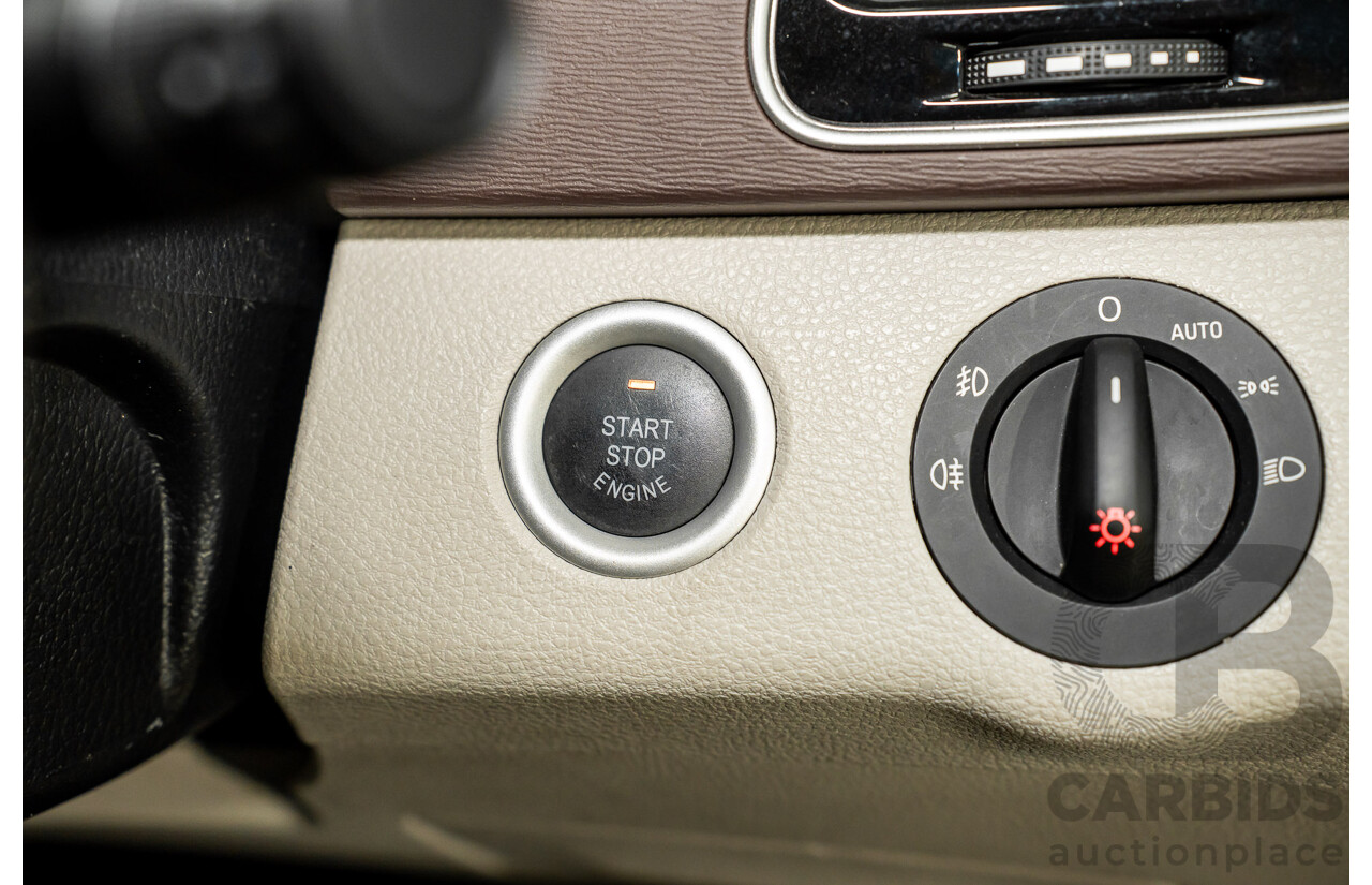 12/2019 LDV G10 Executive (RWD) MPV SV7A 4d Van Wagon Lava Grey Metallic Turbo 2.0L - 7 Seater