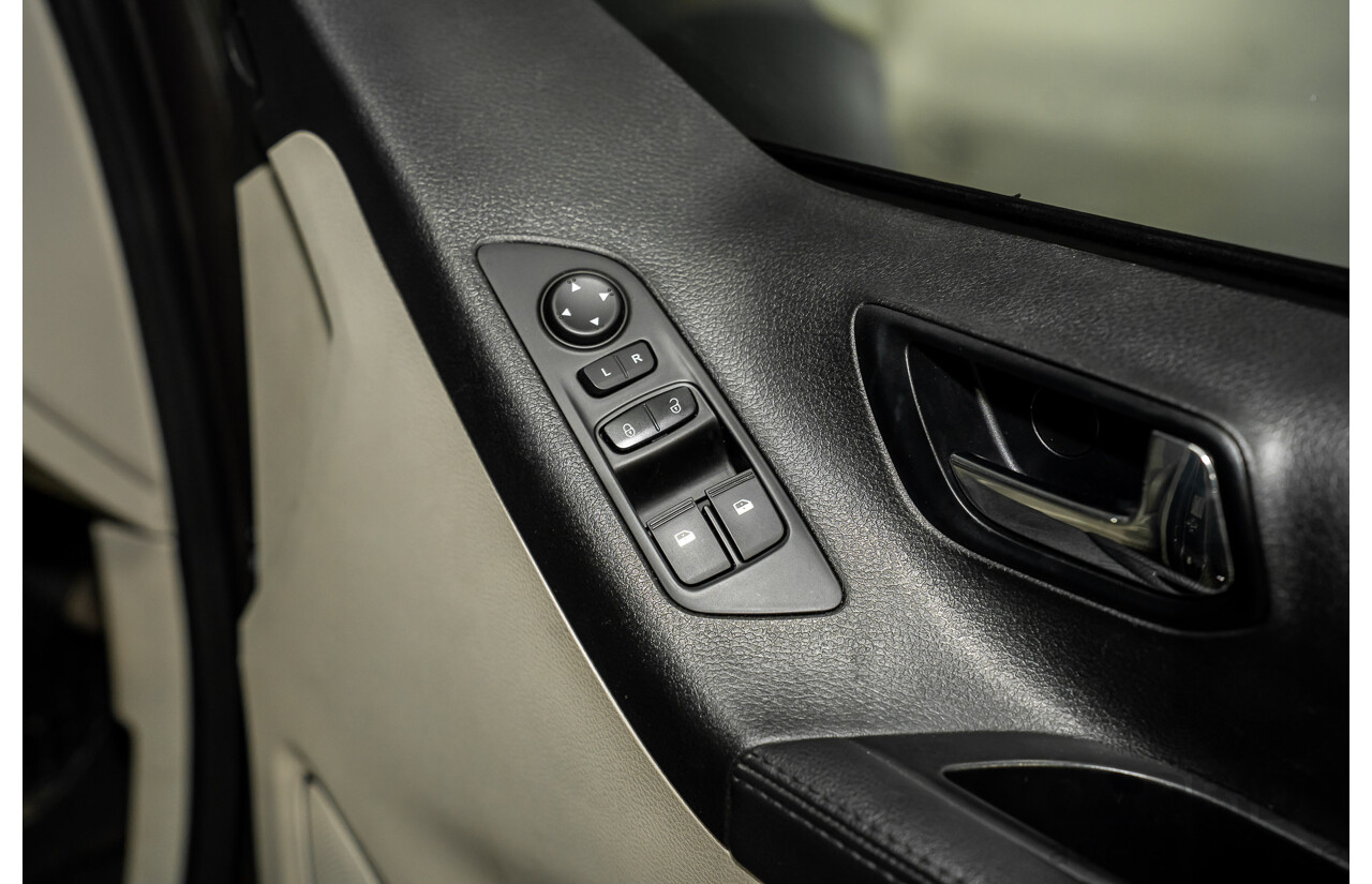 12/2019 LDV G10 Executive (RWD) MPV SV7A 4d Van Wagon Lava Grey Metallic Turbo 2.0L - 7 Seater