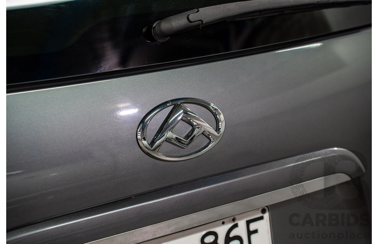 12/2019 LDV G10 Executive (RWD) MPV SV7A 4d Van Wagon Lava Grey Metallic Turbo 2.0L - 7 Seater