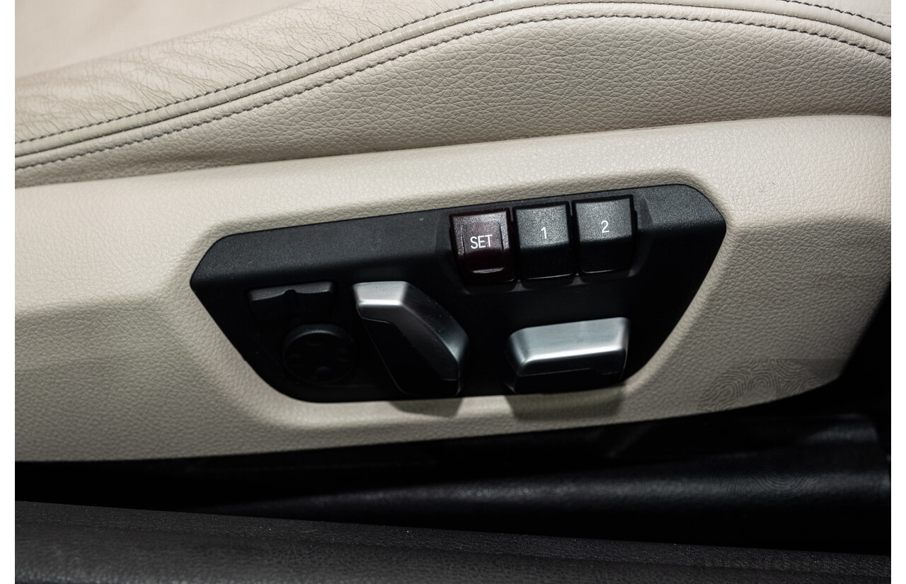 09/2017 BMW 230i Luxury Line (RWD) F22 MY17 2d Coupe Deep Sea Blue Metallic Turbo 2.0L