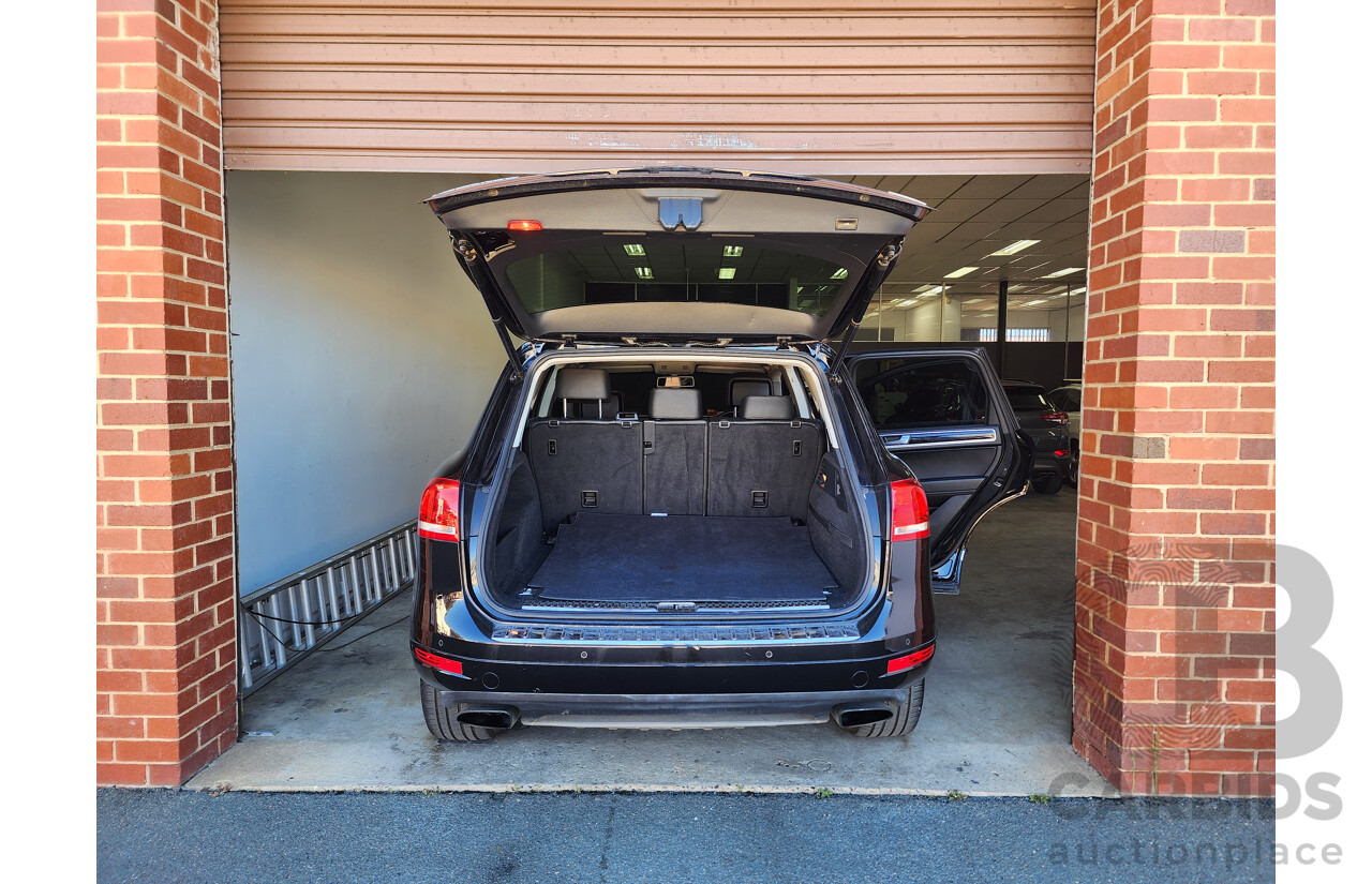 4/2012 Volkswagen Touareg V6 FSI 7P MY12 4d Wagon Black 3.6L