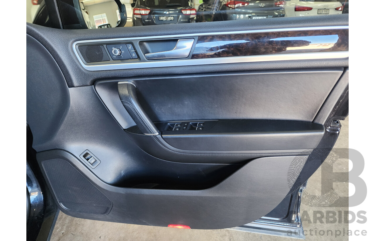4/2012 Volkswagen Touareg V6 FSI 7P MY12 4d Wagon Black 3.6L
