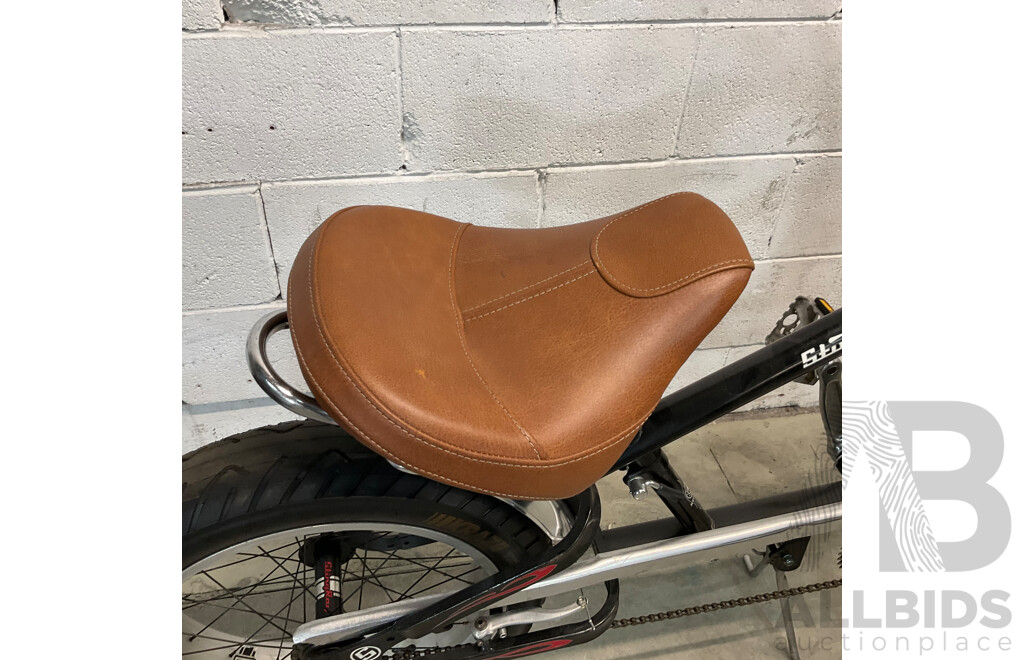 Schwinn Stingray Pedal Chopper