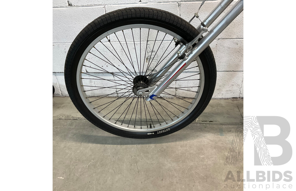 Schwinn Stingray Pedal Chopper