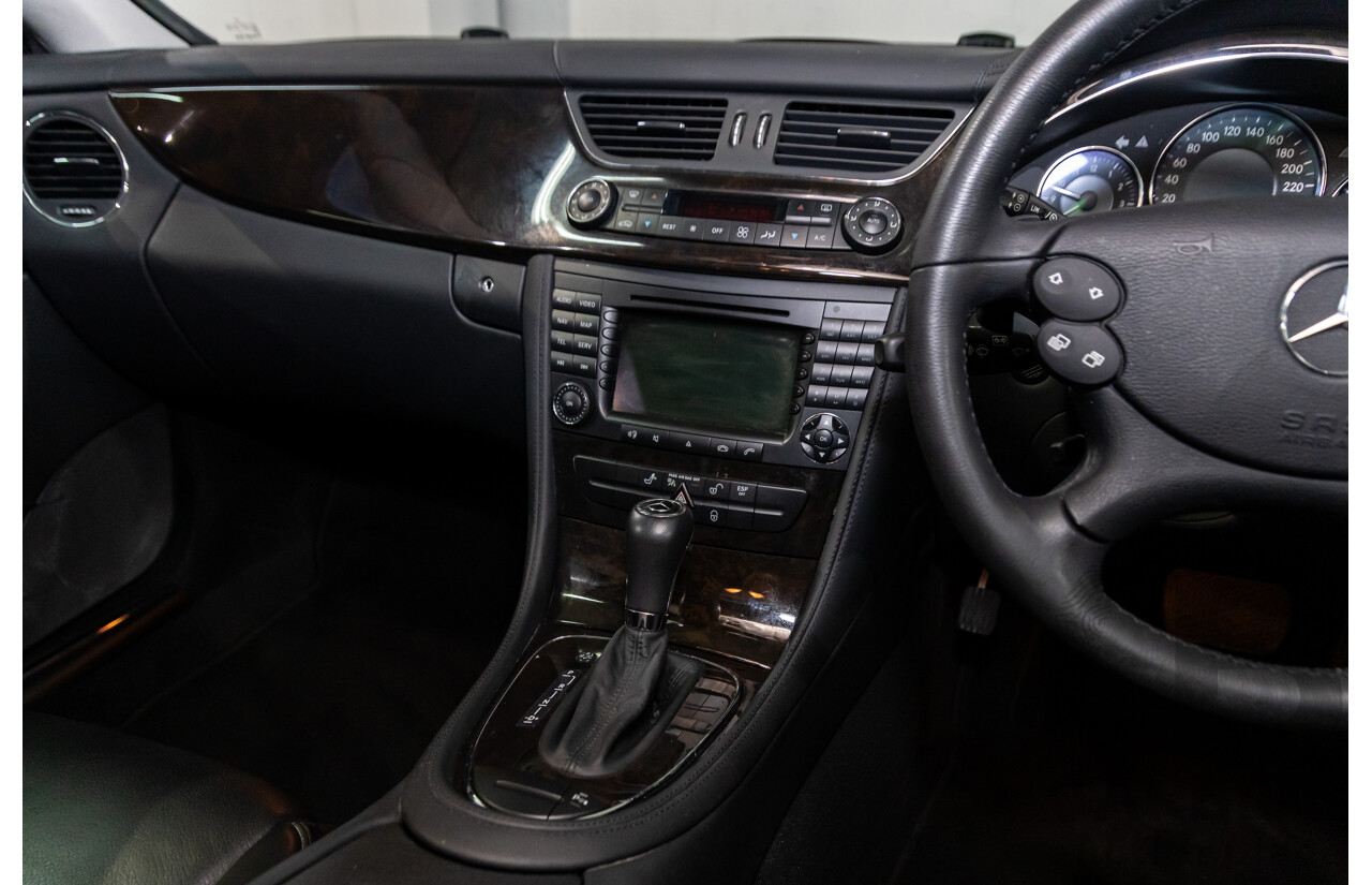 4/2007 Mercedes-Benz CLS 350 219 4d Coupe Obsidian Black Metallic V6 3.5L