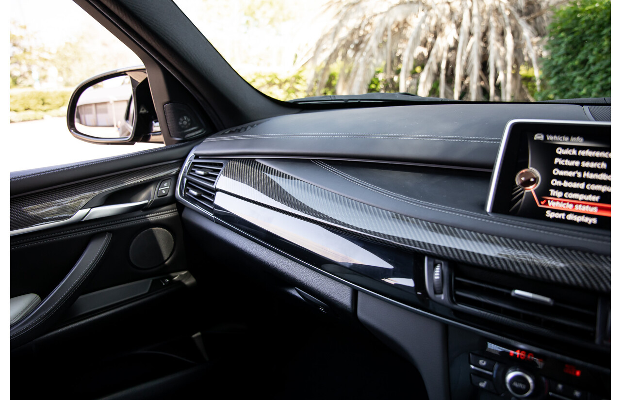 08/2016 BMW X5 M (AWD) F85 MY16 4d Wagon Black Sapphire Metallic Twin Turbo V8 4.4L