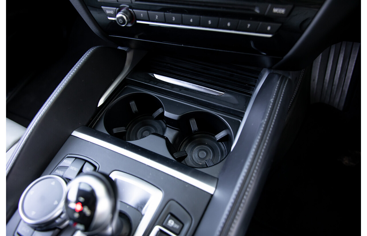 08/2016 BMW X5 M (AWD) F85 MY16 4d Wagon Black Sapphire Metallic Twin Turbo V8 4.4L