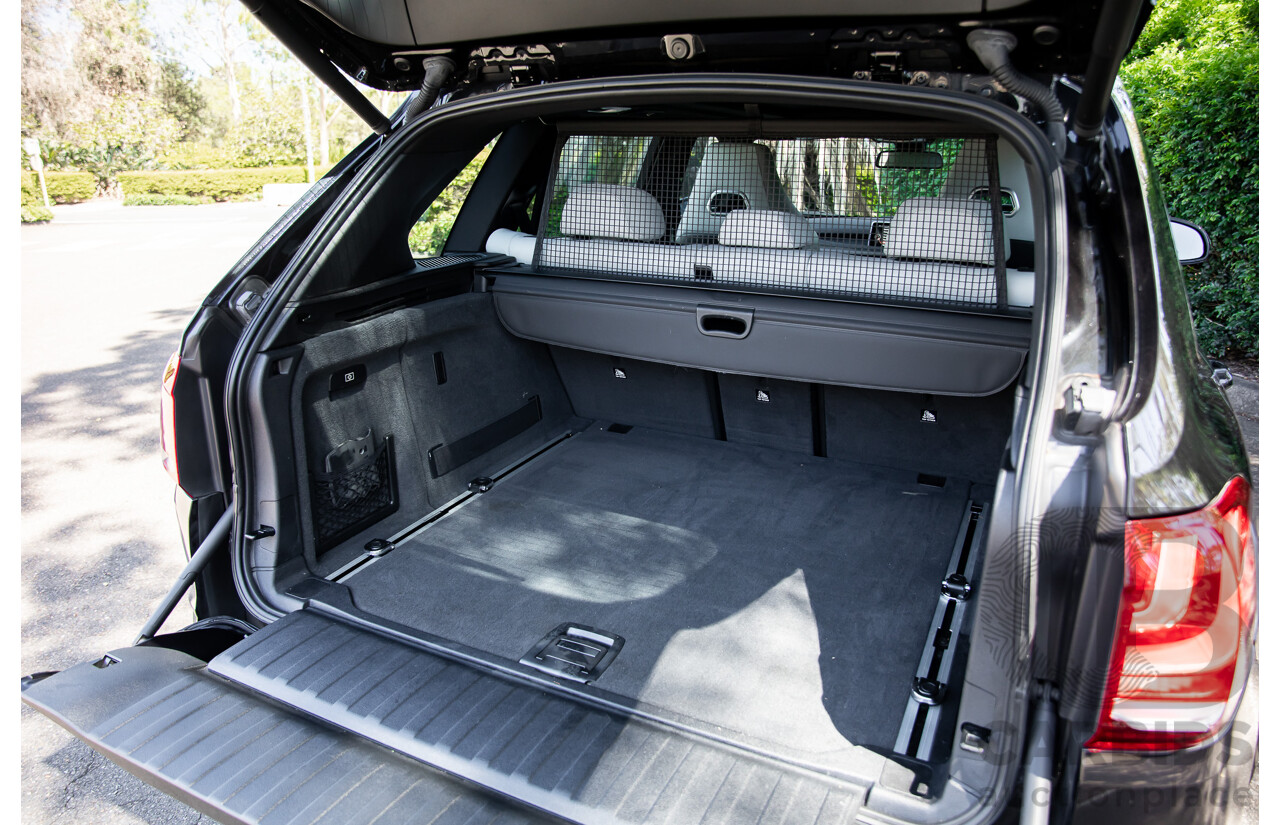 08/2016 BMW X5 M (AWD) F85 MY16 4d Wagon Black Sapphire Metallic Twin Turbo V8 4.4L