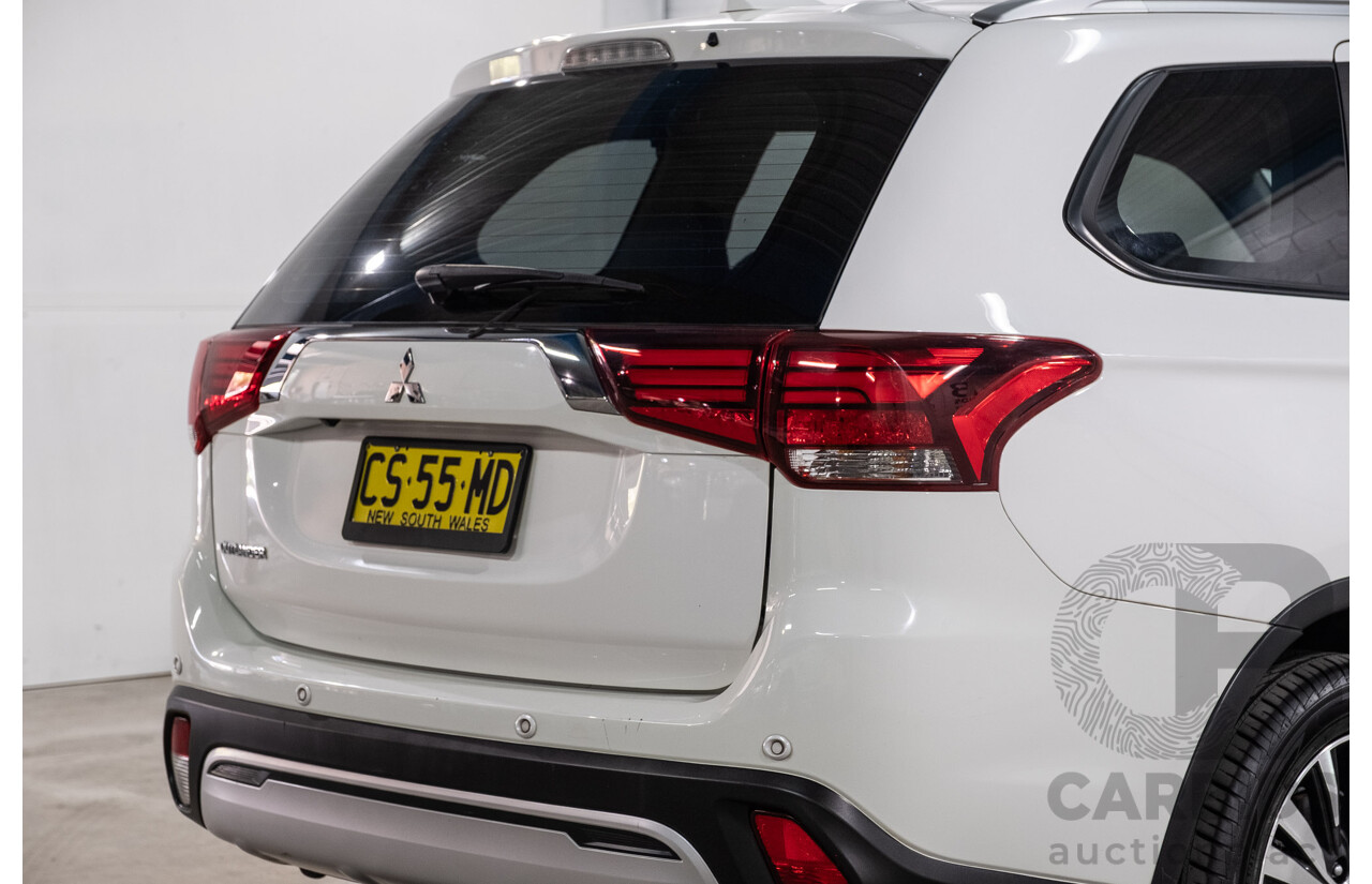 04/2019 Mitsubishi Outlander ES ADAS (FWD) ZL MY19 4d Wagon Solid White 2.4L