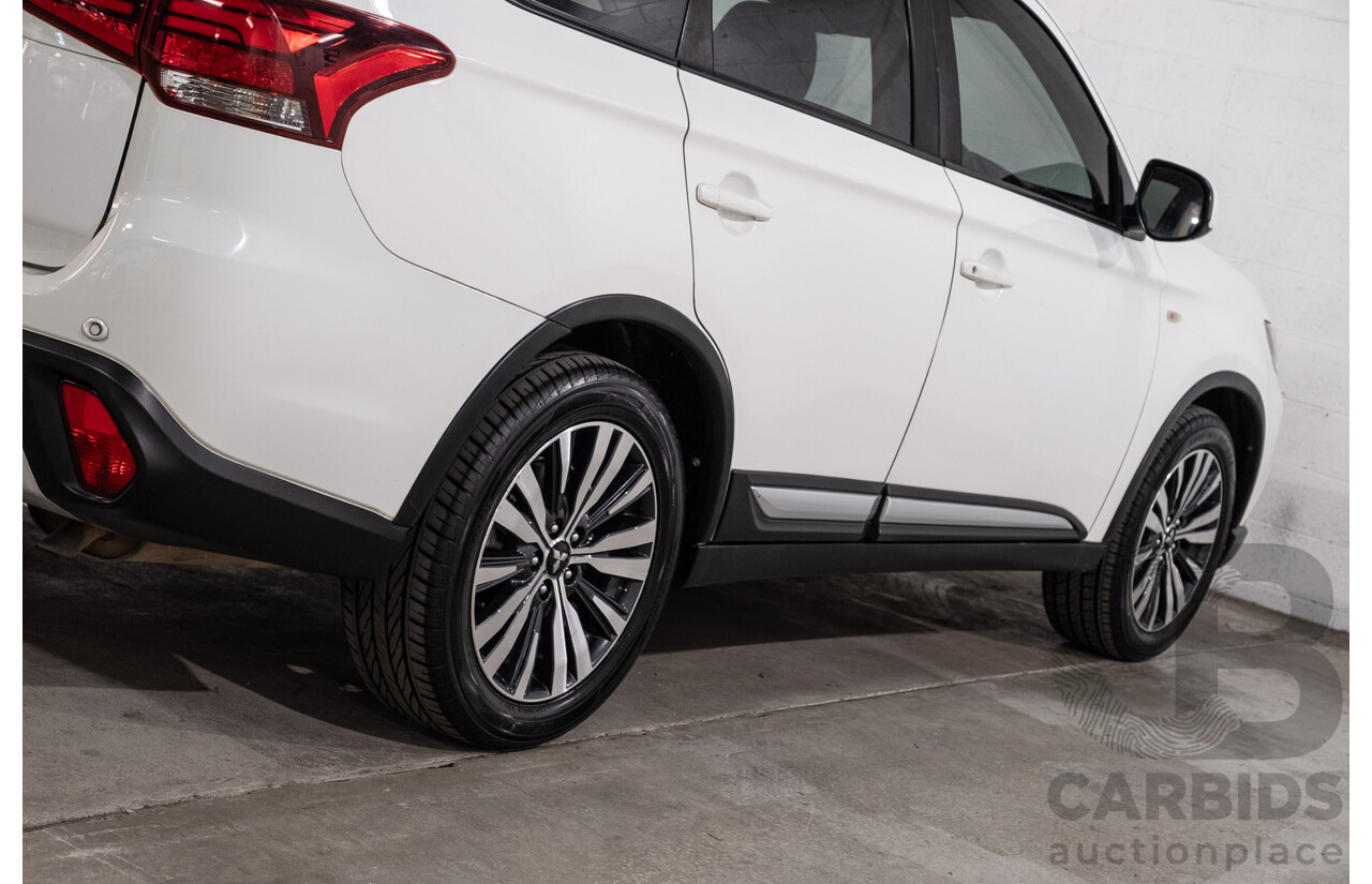 04/2019 Mitsubishi Outlander ES ADAS (FWD) ZL MY19 4d Wagon Solid White 2.4L