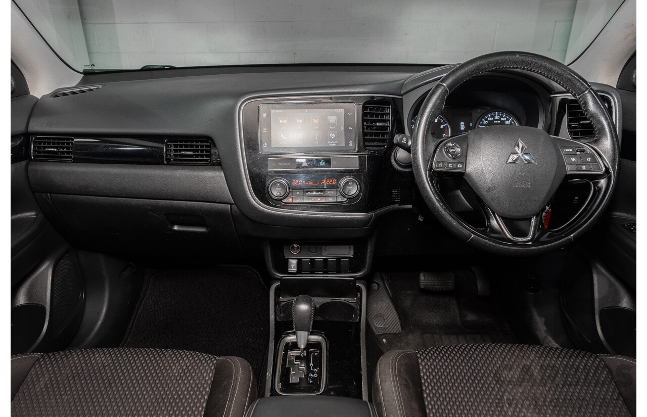 04/2019 Mitsubishi Outlander ES ADAS (FWD) ZL MY19 4d Wagon Solid White 2.4L