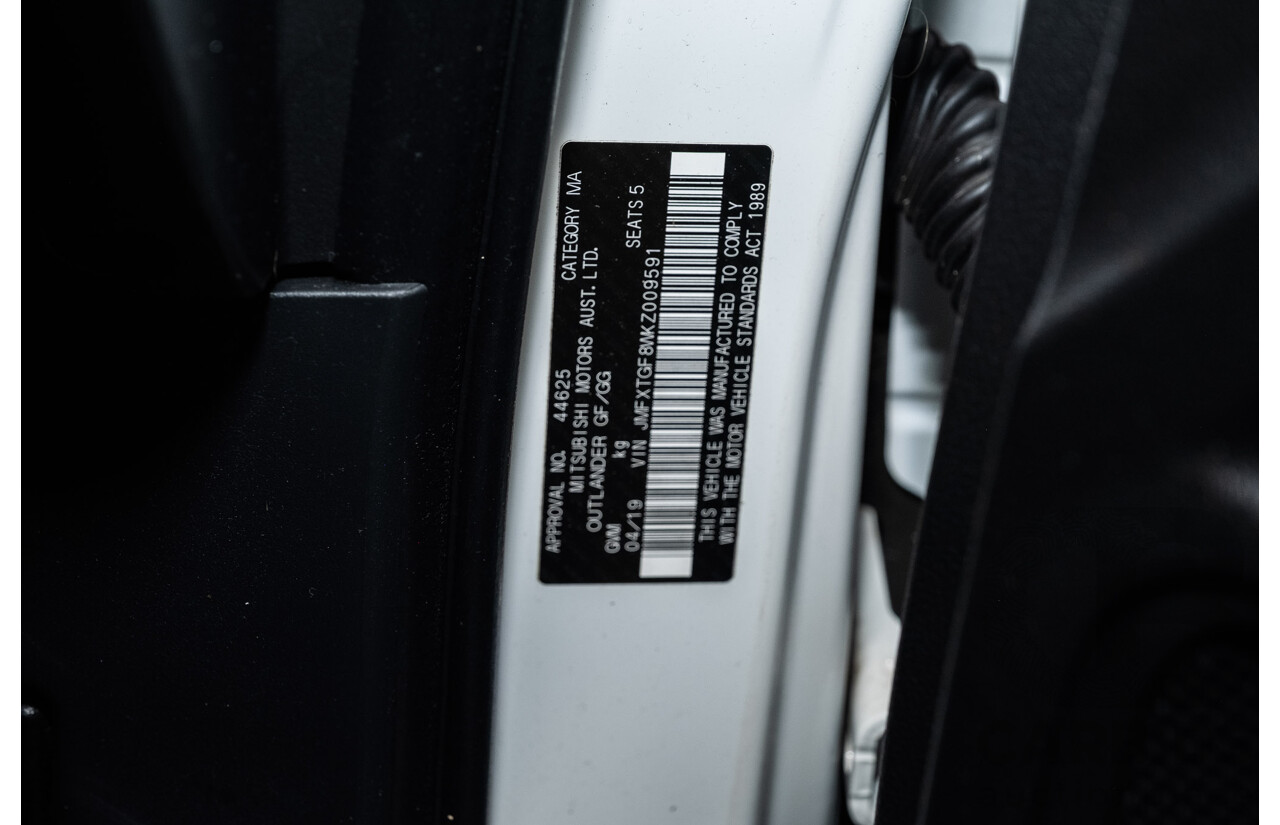 04/2019 Mitsubishi Outlander ES ADAS (FWD) ZL MY19 4d Wagon Solid White 2.4L