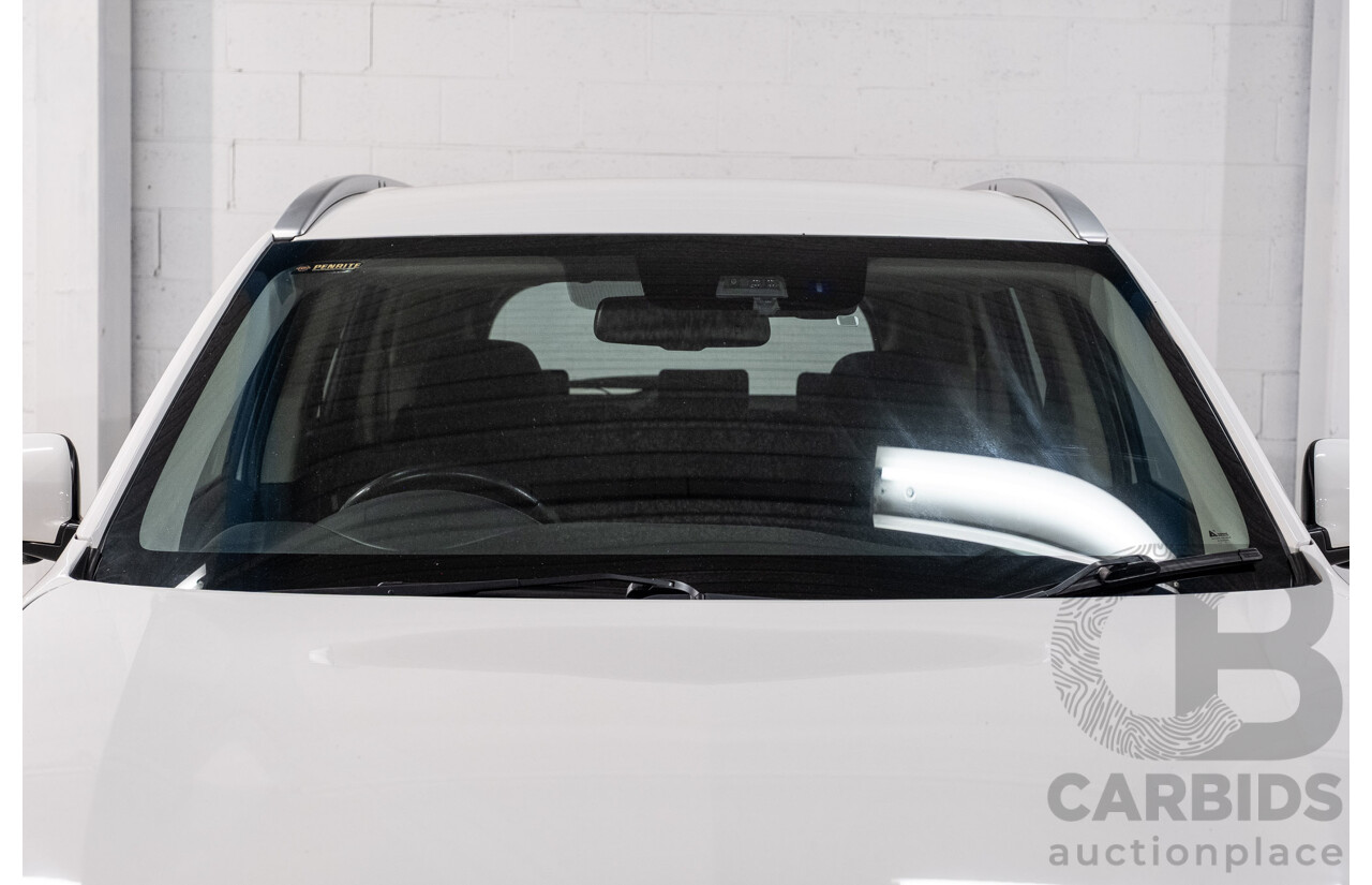 04/2019 Mitsubishi Outlander ES ADAS (FWD) ZL MY19 4d Wagon Solid White 2.4L