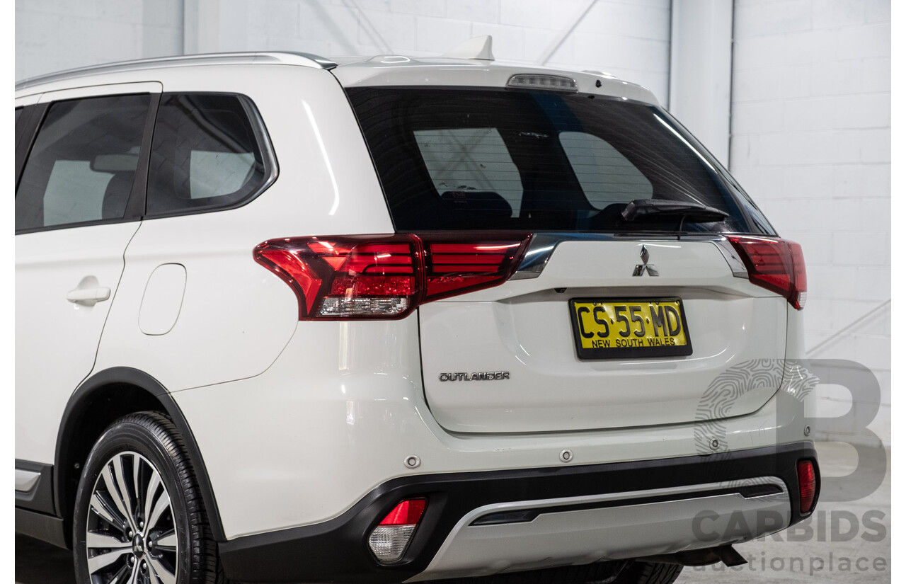 04/2019 Mitsubishi Outlander ES ADAS (FWD) ZL MY19 4d Wagon Solid White 2.4L