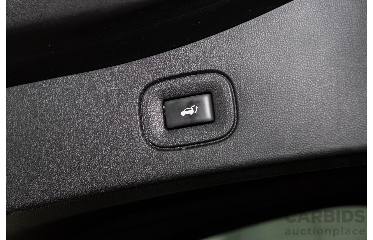 01/2017 Renault Koleos Intens X-Tronic (4x4) XZG 4d Wagon Metallic Black 2.5L