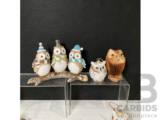 Parliament of Christmas Decorative Owls