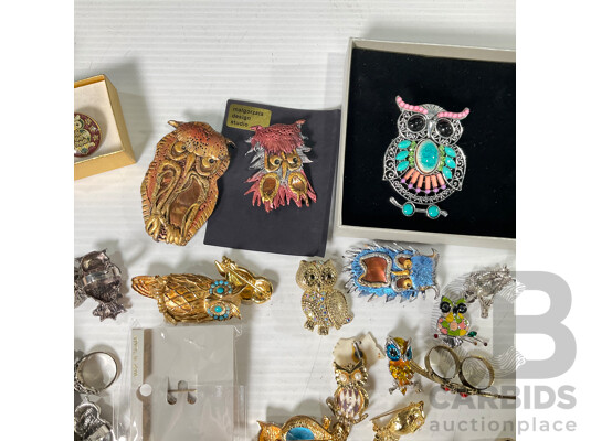 Parliament of Owl Accessories Including Bookmark, Rings and Pins