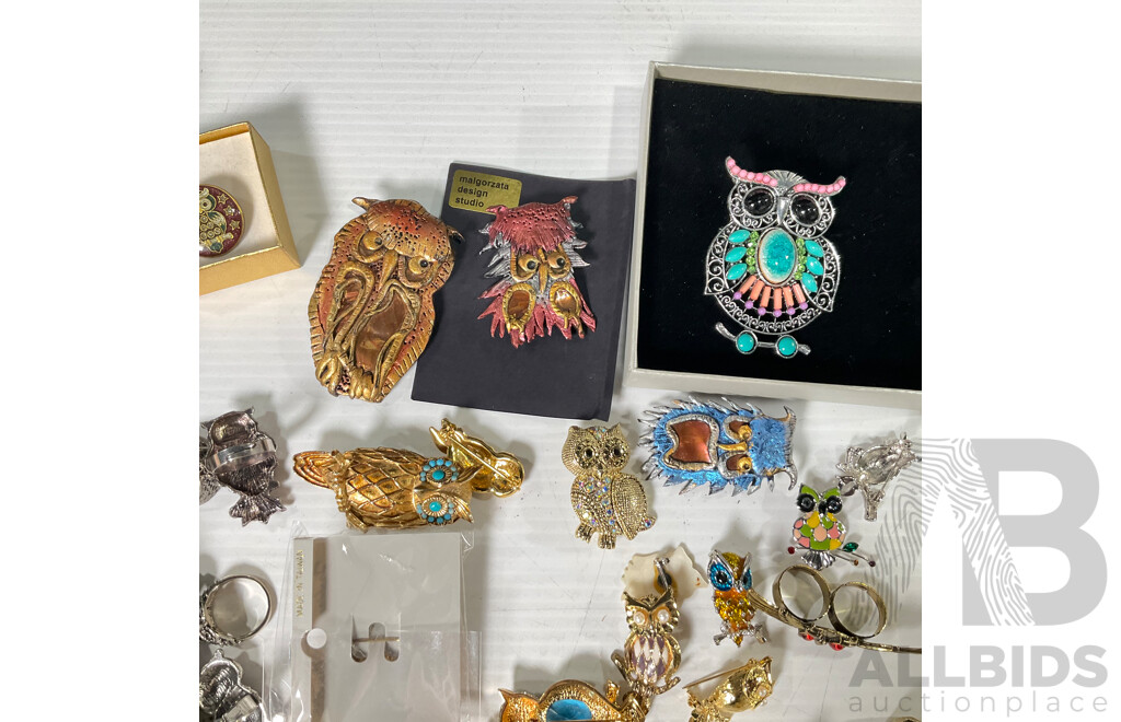 Parliament of Owl Accessories Including Bookmark, Rings and Pins