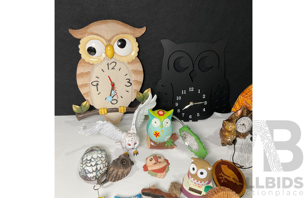 Parliament of Decorative Owls