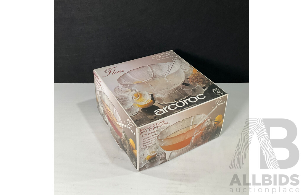 Boxed Arcoroc Fleur Punch Set