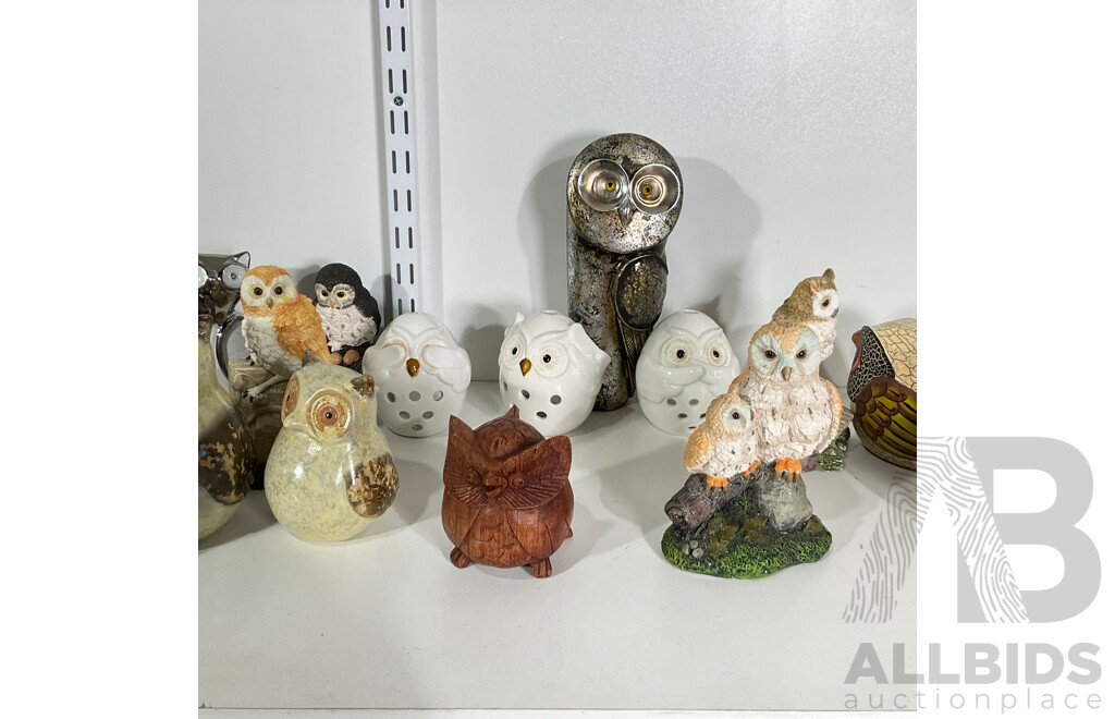 Parliament of Decorative Owls