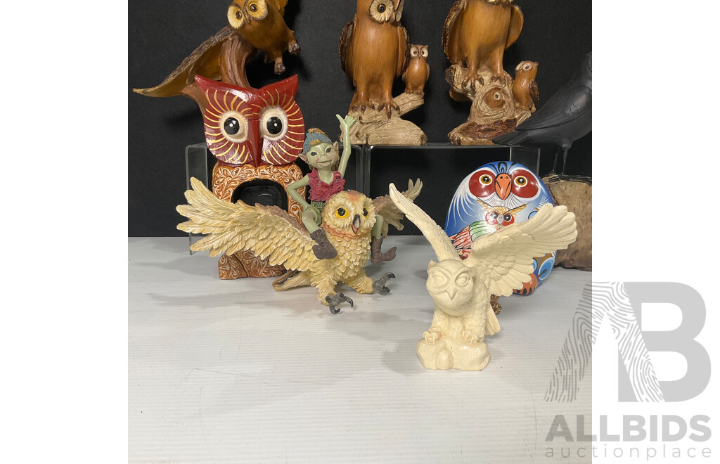 Parliament of Decorative Owls