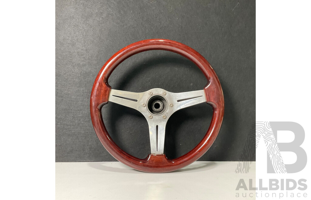 Autotecnica Woodgrain Steering Wheel