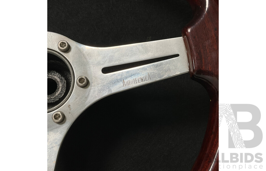 Autotecnica Woodgrain Steering Wheel