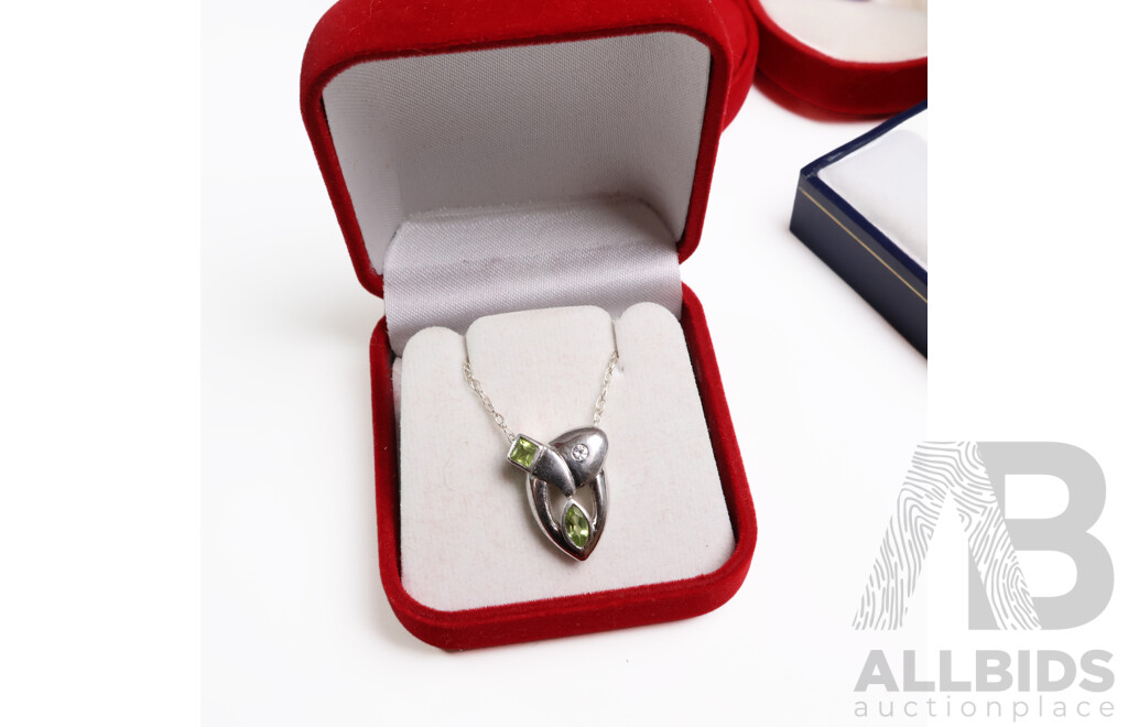 925 Stirling Silver Peridot Set and Loose Stones - Lot of 4