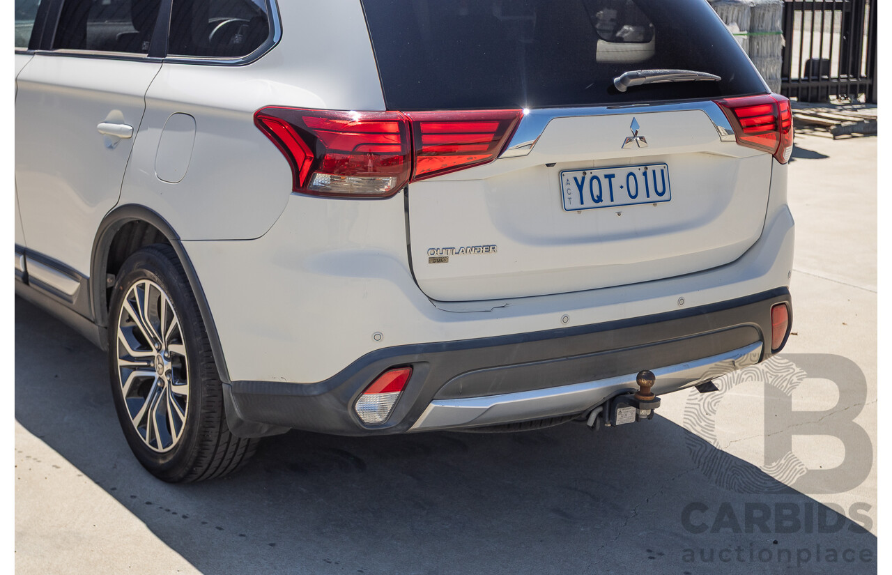 2/2016 Mitsubishi Outlander LS ZK MY16 4D Wagon White 2.0L