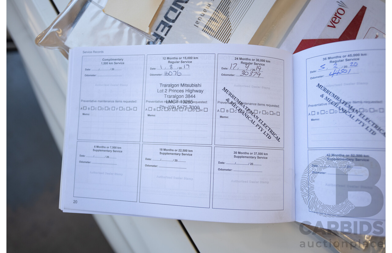 2/2016 Mitsubishi Outlander LS ZK MY16 4D Wagon White 2.0L