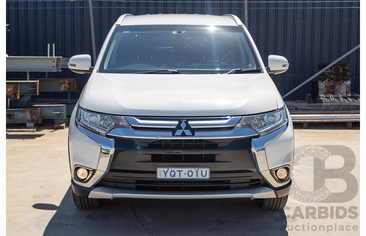 2/2016 Mitsubishi Outlander LS ZK MY16 4D Wagon White 2.0L