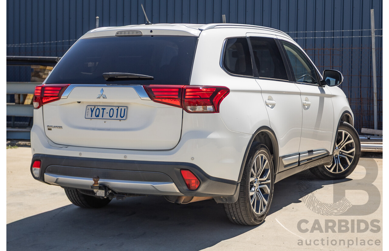 2/2016 Mitsubishi Outlander LS ZK MY16 4D Wagon White 2.0L