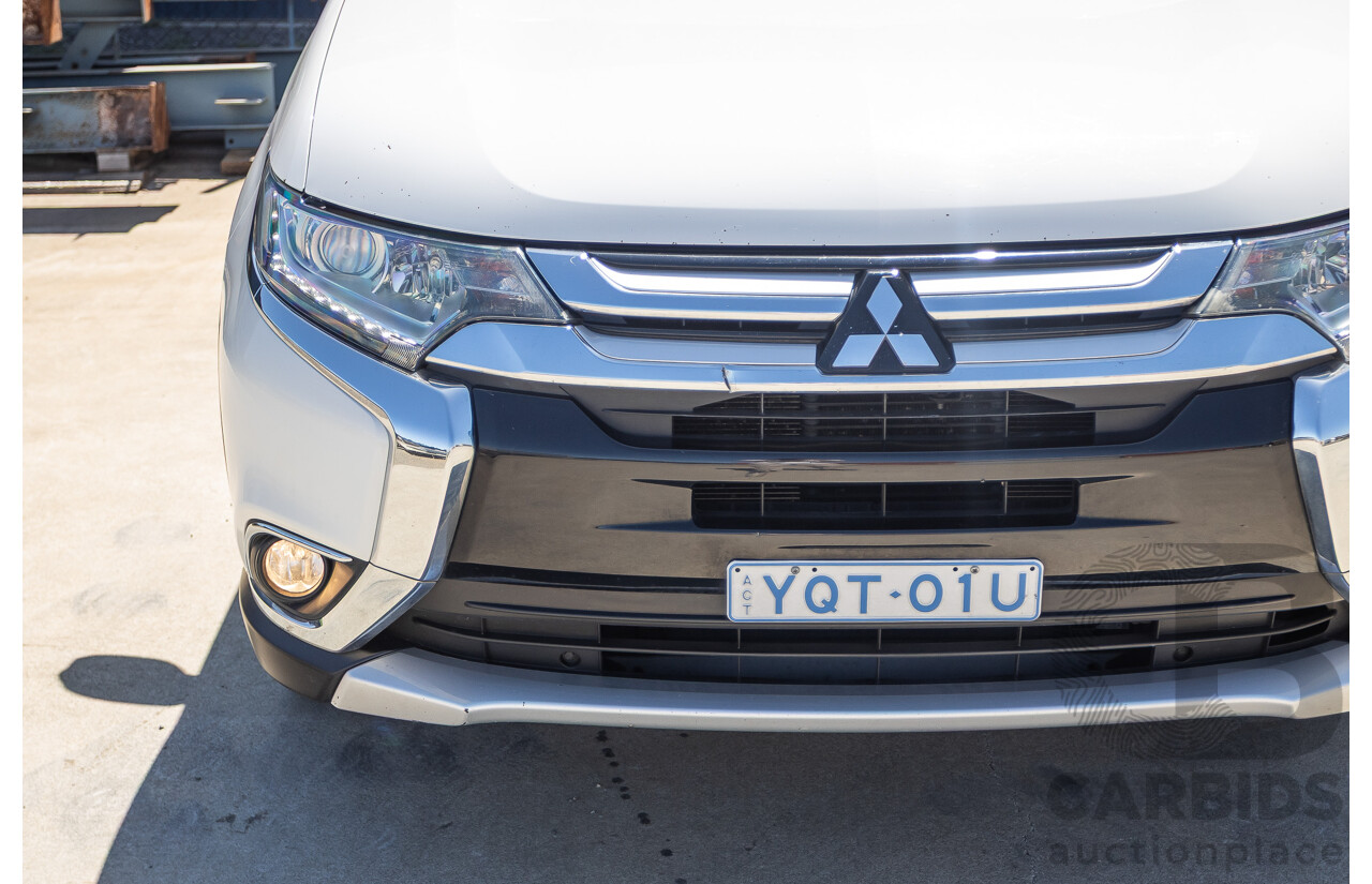 2/2016 Mitsubishi Outlander LS ZK MY16 4D Wagon White 2.0L